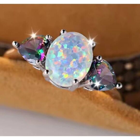 New without Tags Beautiful Simulated White Fire Opal Ring Size 7 - Picture 2 of 5